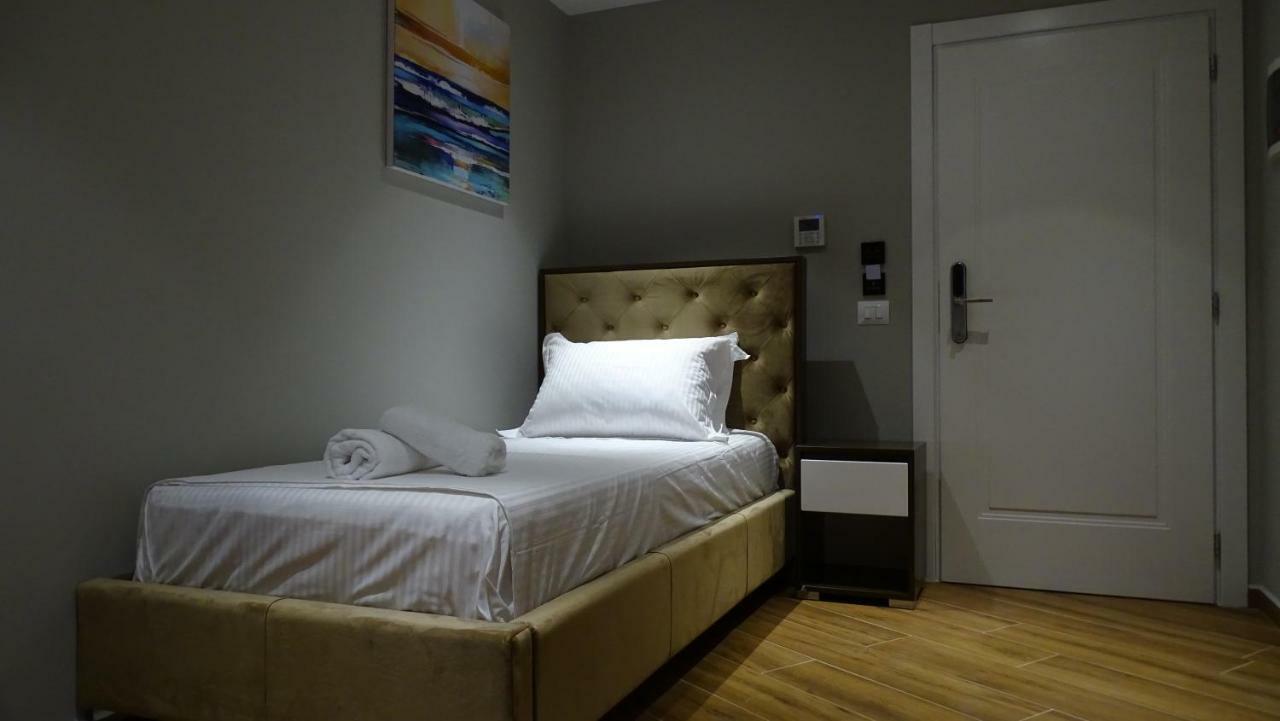 King Hotel